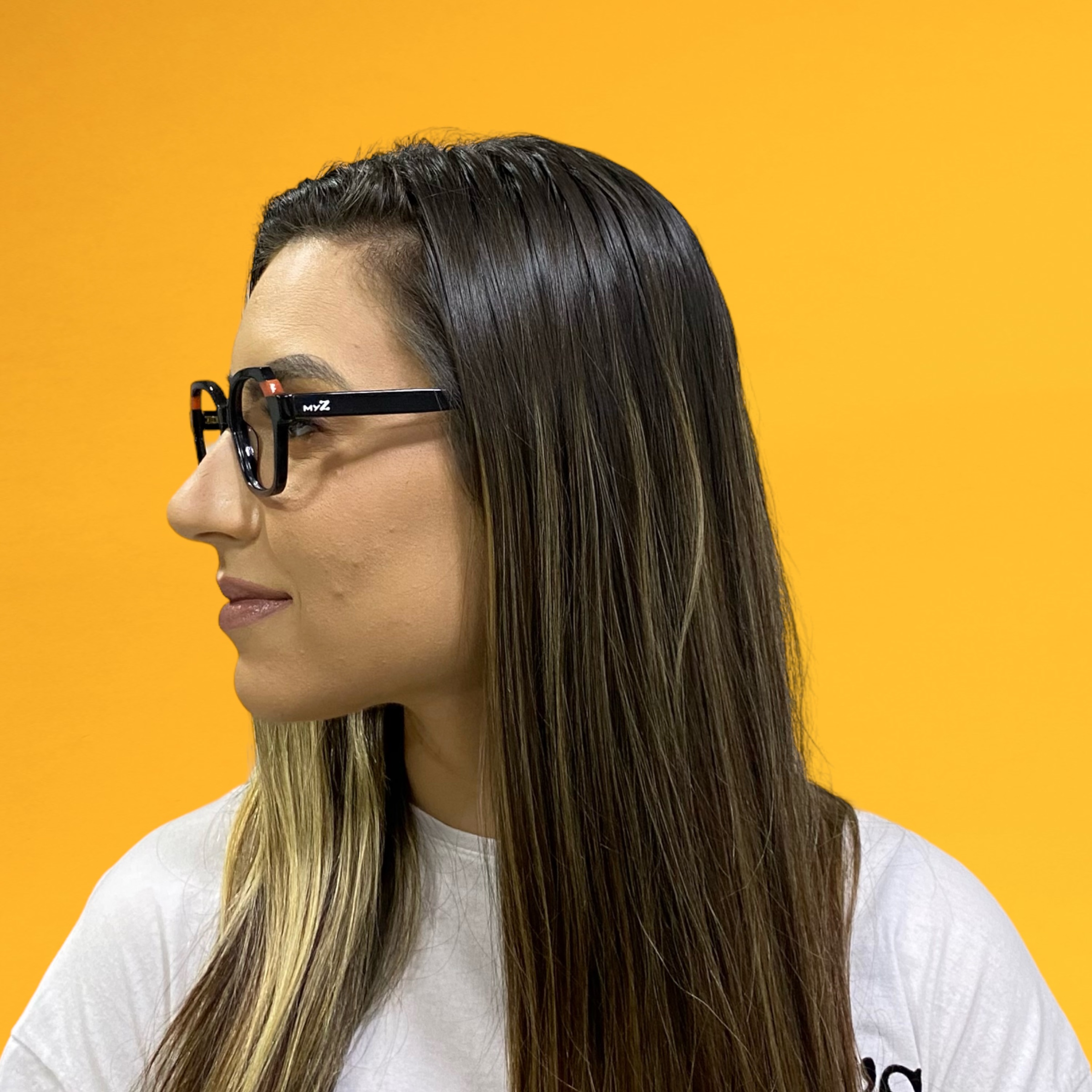 Óculos MYZ REDONDO PRETO COM DETALHE LARANJA - Imagem 4