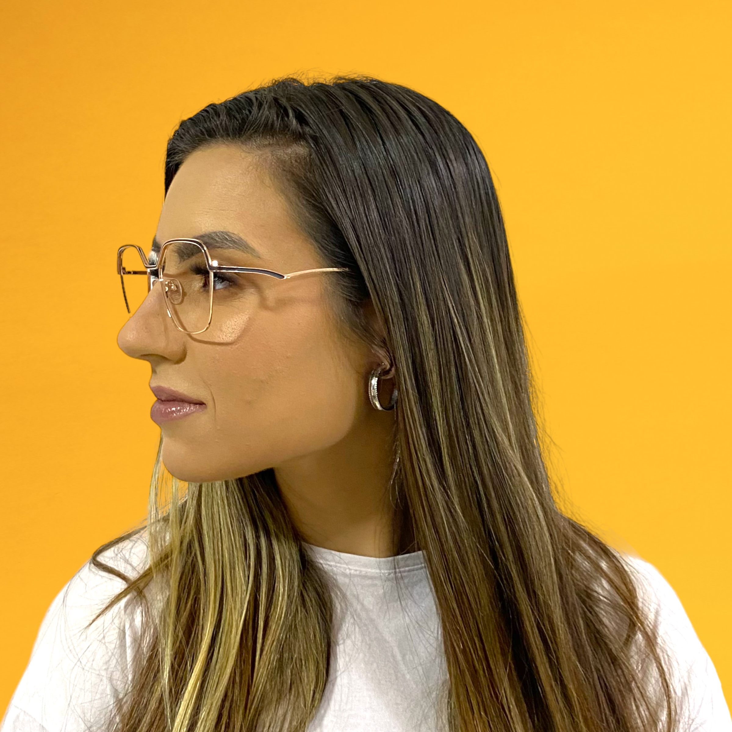 Óculos MYZ QUADRADO OURO COM DETALHES PRETO - Imagem 4